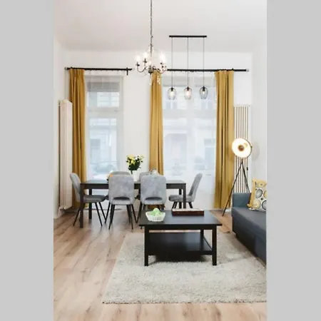 Family Apartment For 6 Guests, Mitte Moabit Berlin Exterior foto