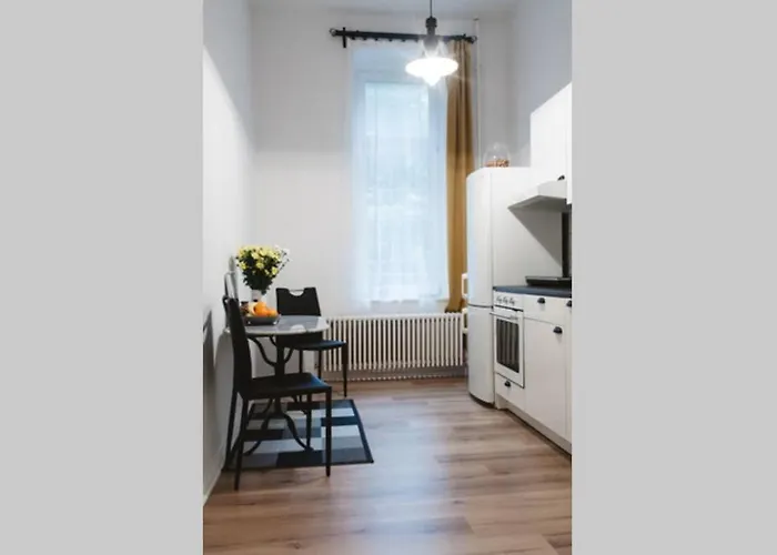 Family Apartment For 6 Guests, Mitte Moabit