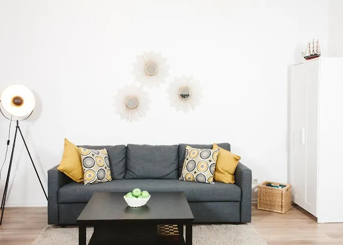 Family Apartment For 6 Guests, Mitte Moabit